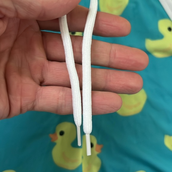 MEN’s JJ MALIBU swim trunks with drawstrings & pockets size SMALL (28-30) - Picture 3 of 4